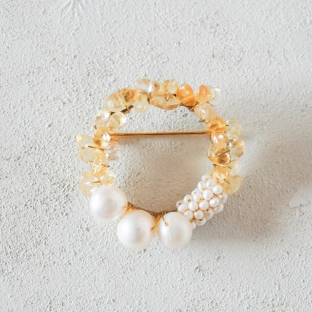 受注生産《シトリンと淡水パール》天然石ブローチ
