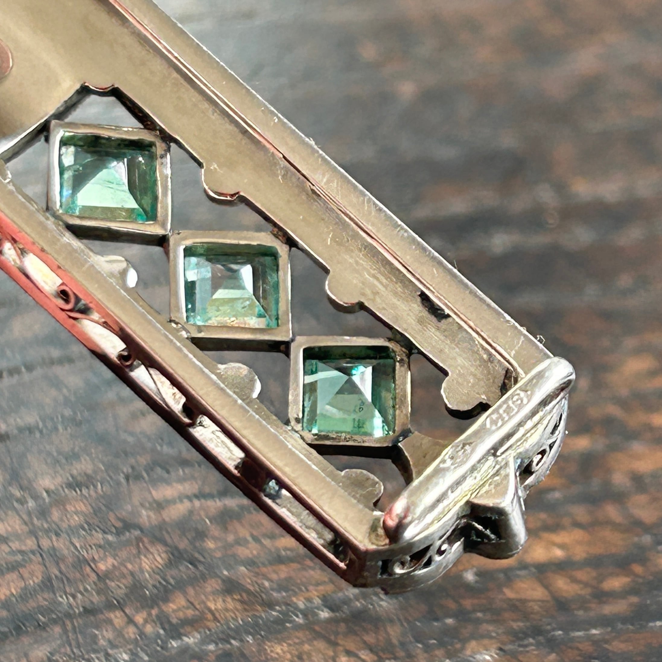 アンティーク　SPNに天然エメラルド.ダイヤの帯留め