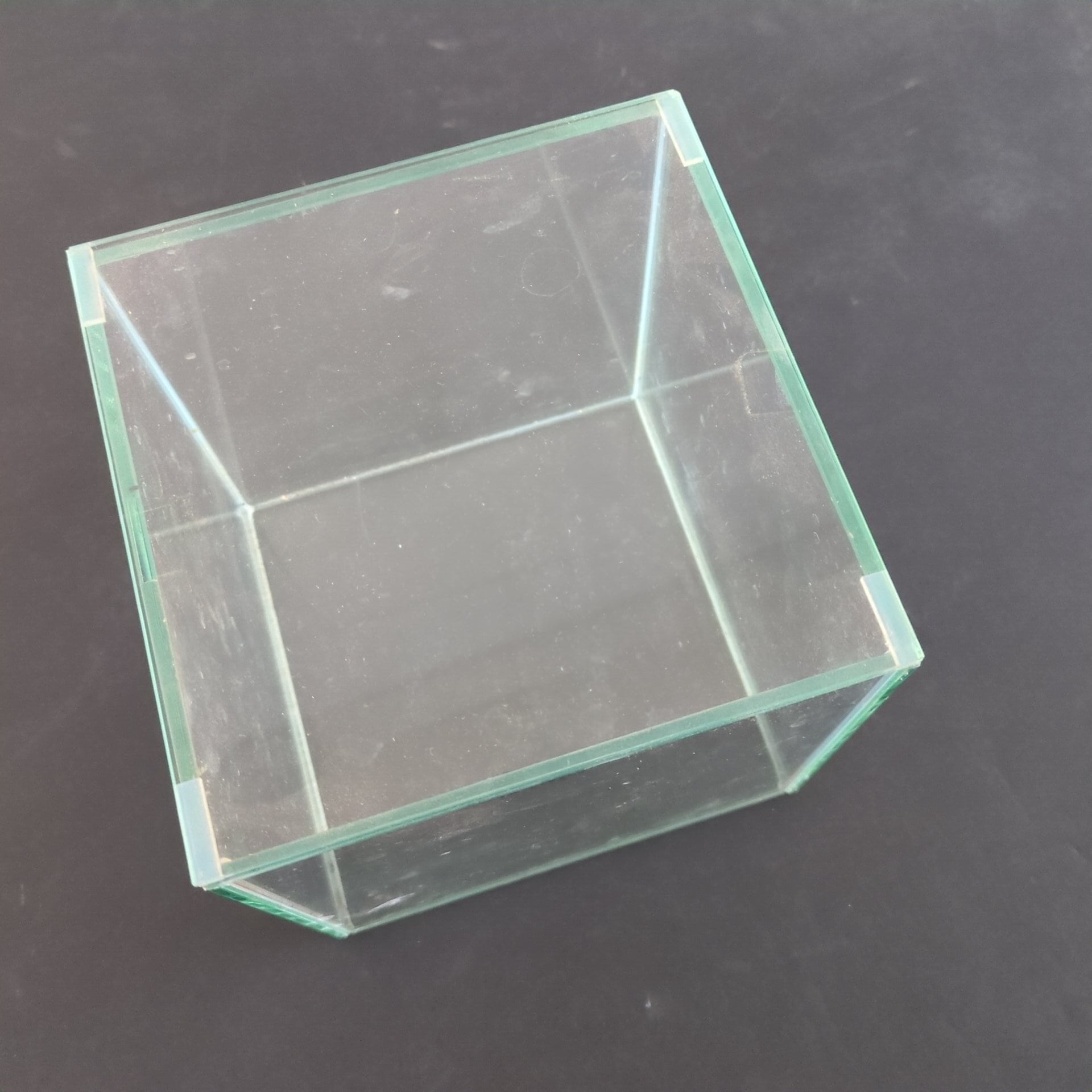 規格外品】【ガラス容器】150㎝CUBE水槽（15×15×高さ15㎝）※返品不可