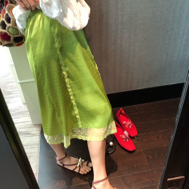 green polka dot lace patchwork midi skirt＜sk1560＞