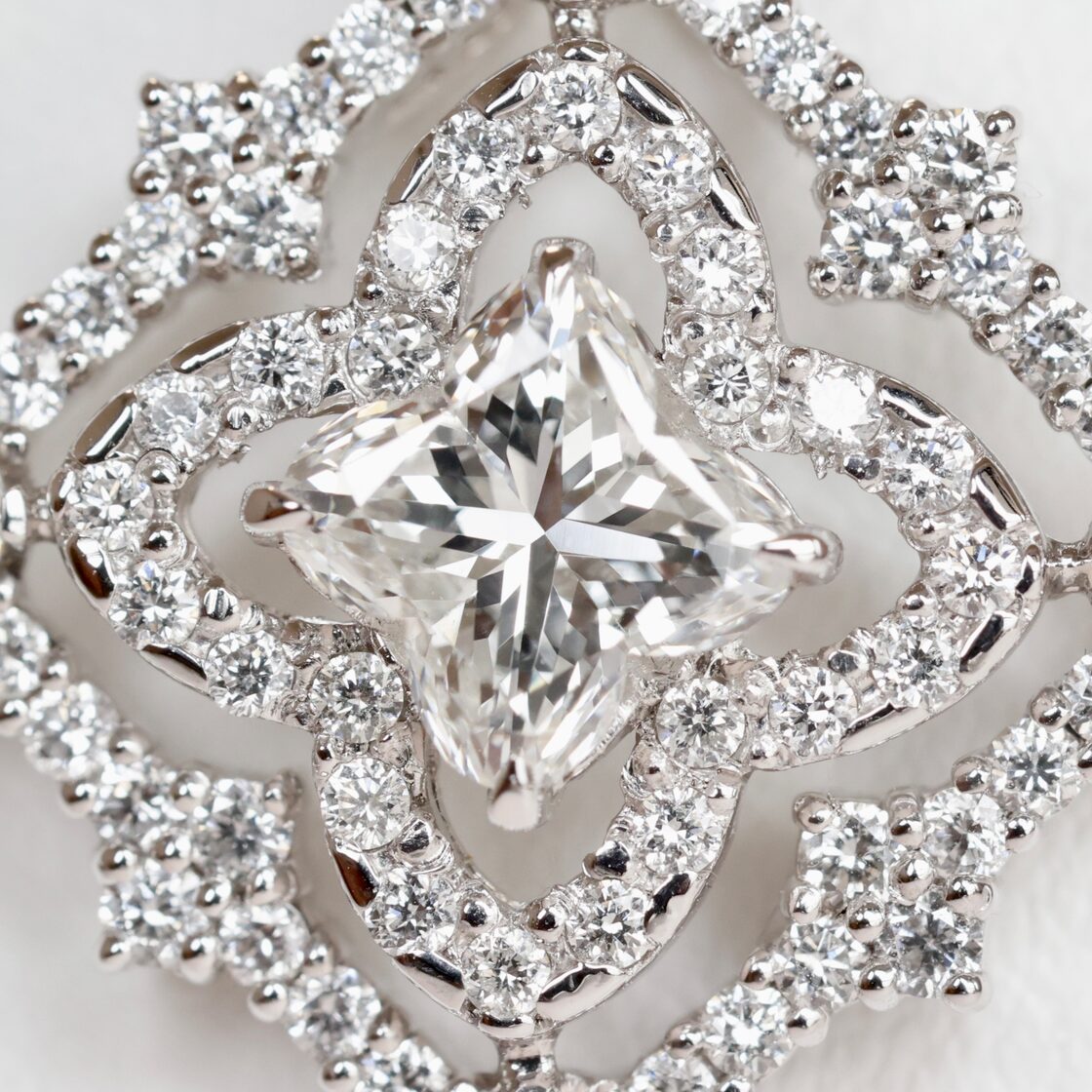 Pt900 リリーカット ダイヤモンド 1.017ct 1.11ct ネックレス G VS1 