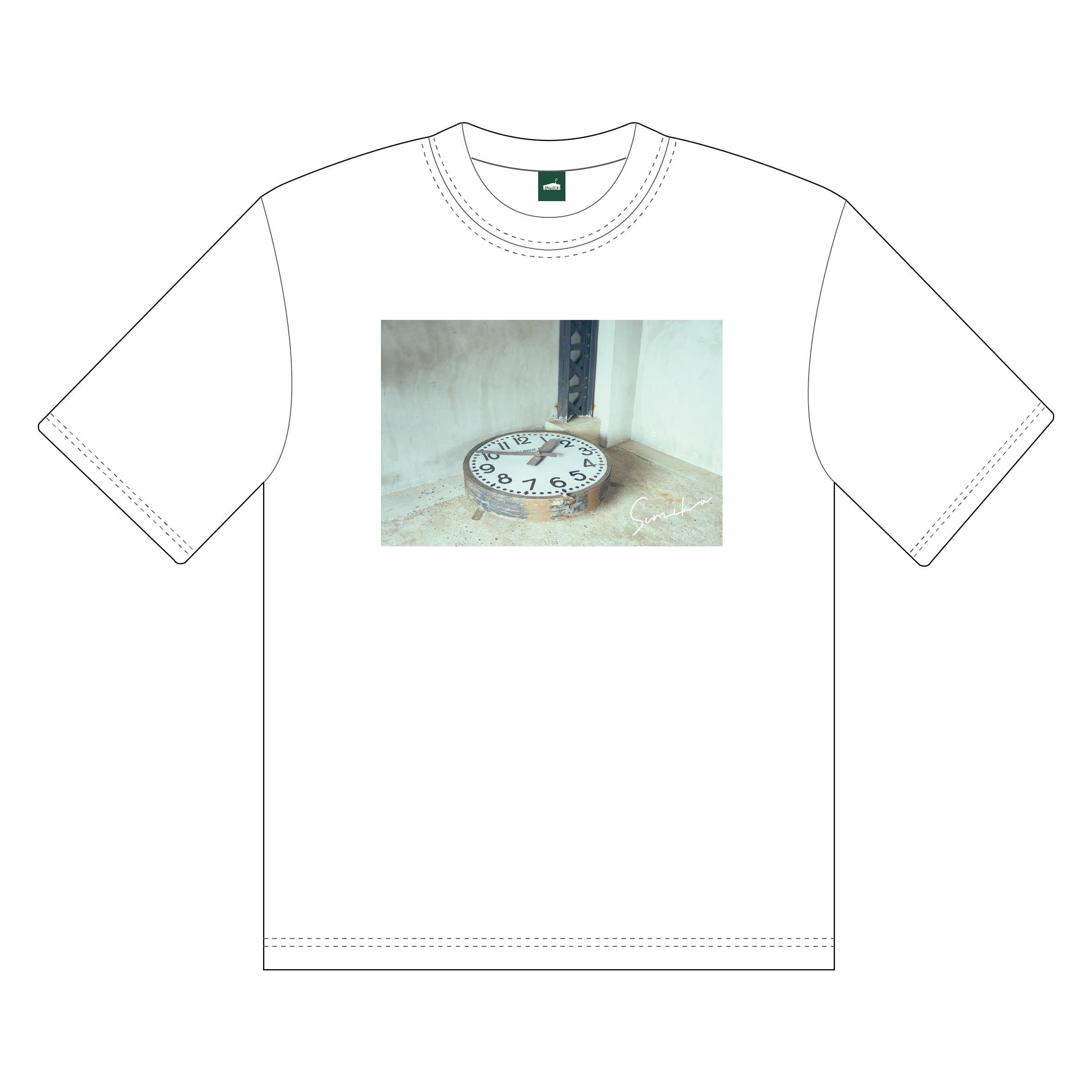 sumika / ふいるむビッグシルエットTシャツ（Photo by 片岡 健太）