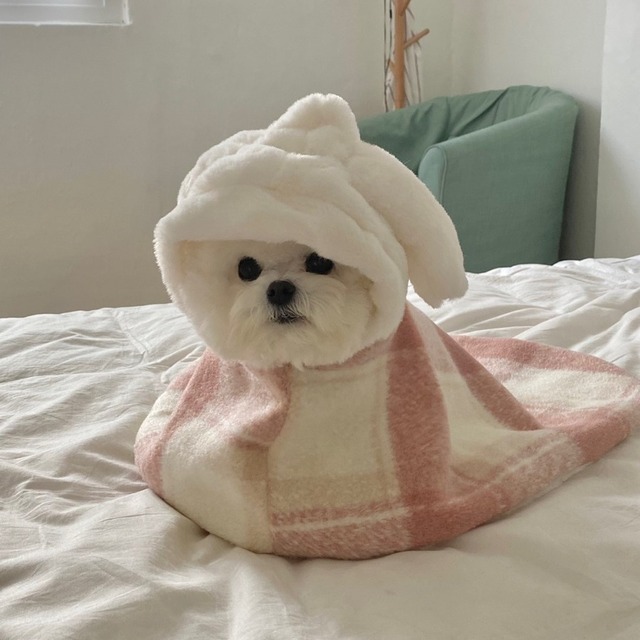 【予約】[Hi yeboo] Wool Check Blanket Cape (White Bunny)