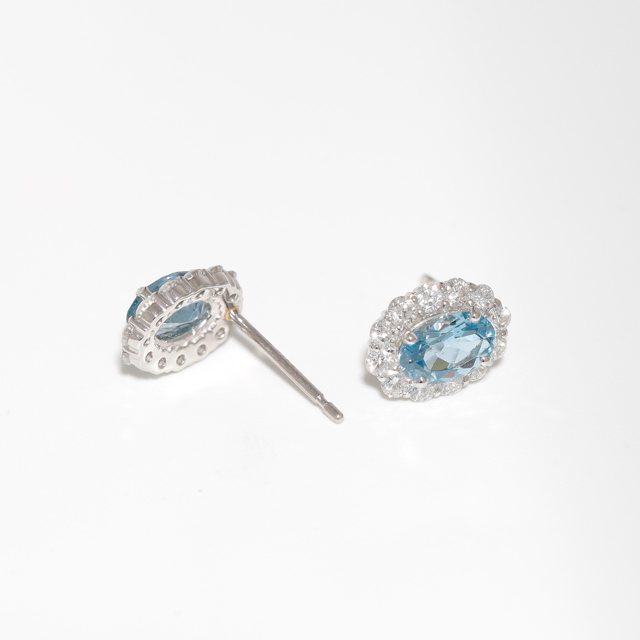 アクアマリン ピアス Pt900 / 0.760ct / DA 0.480ct