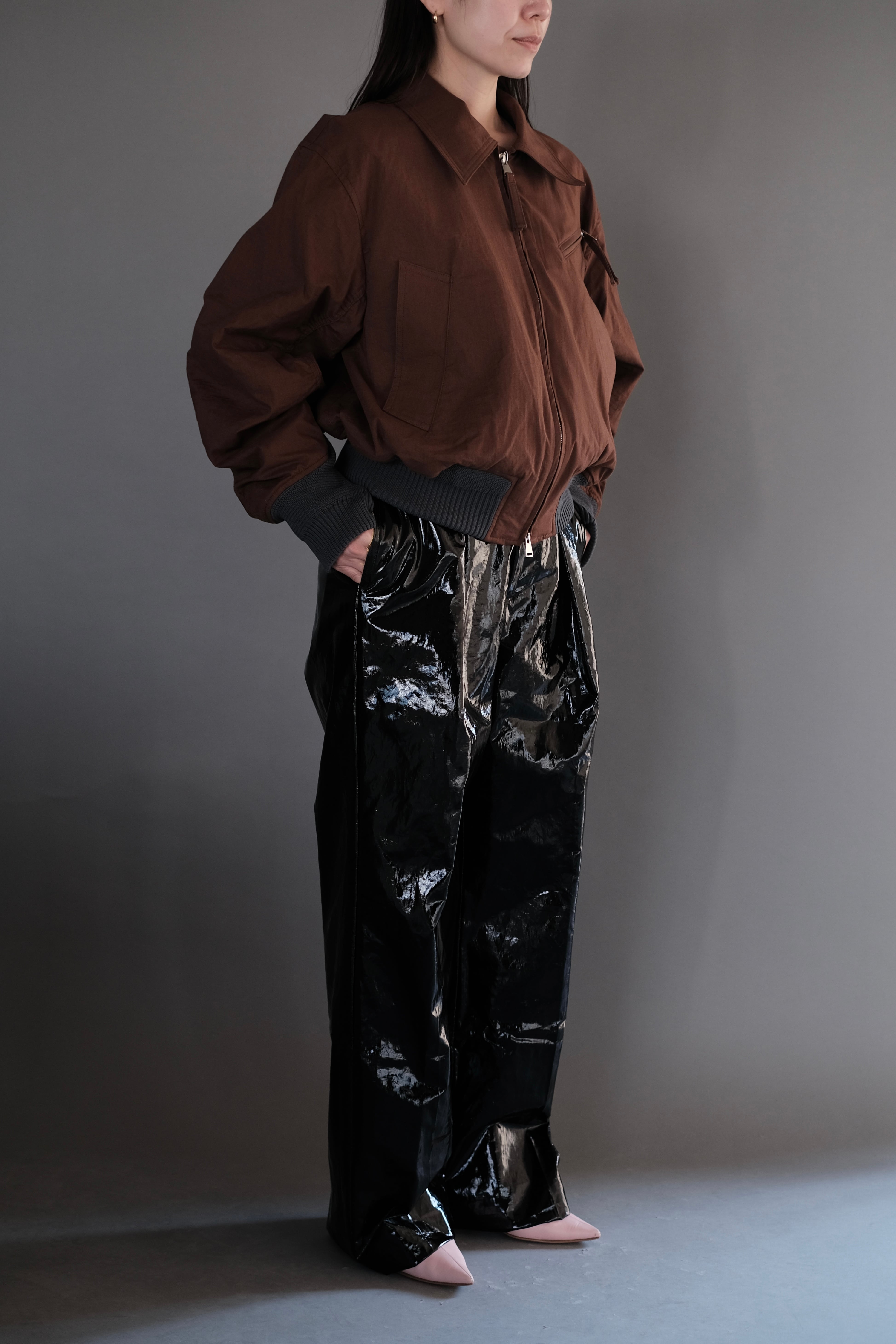 OUAT / -011- BOMBER JACKET BROWN | LIVING
