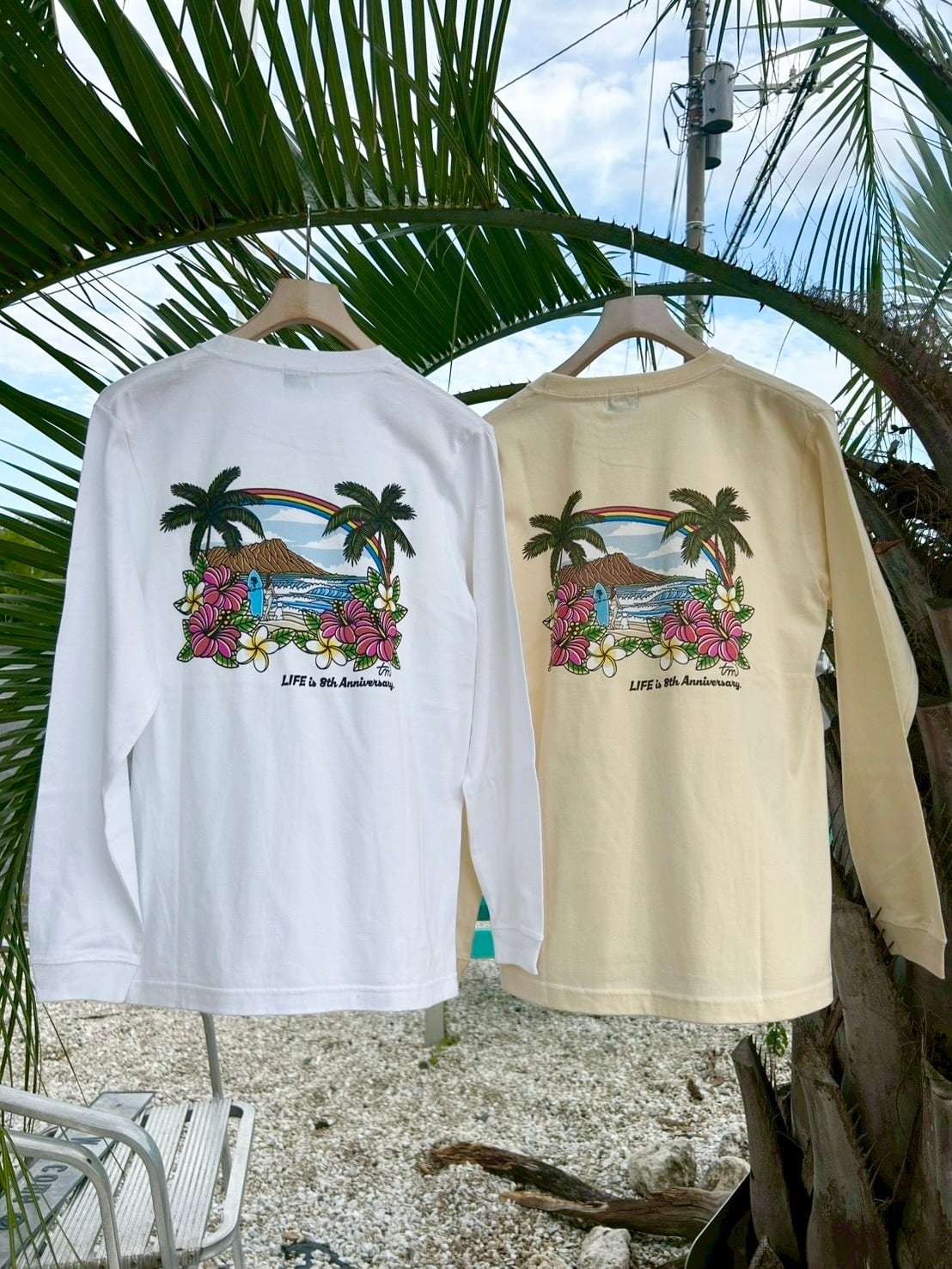 LIFE is × TAMOコラボ フルカラーロンT ￥9,900(￥10,890)