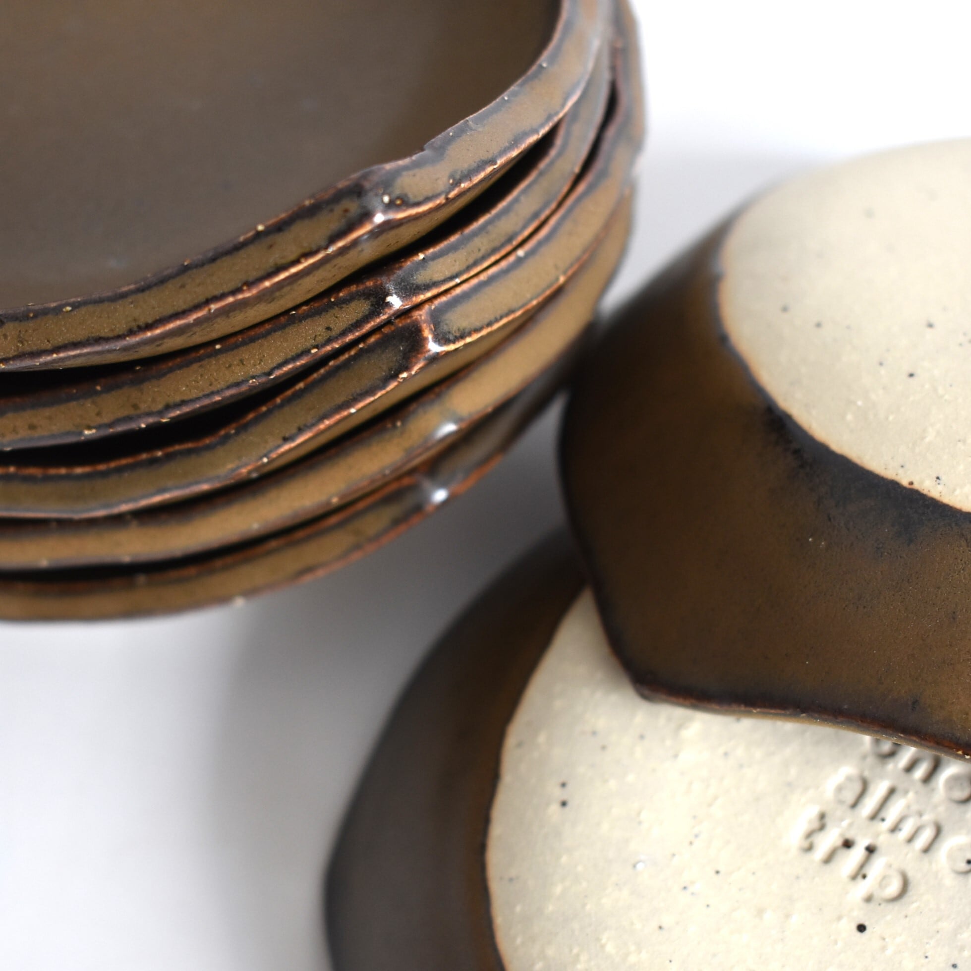 四角中皿 (黒/錆/アンティーク/白御影土) | cherie aimer trip（シェリ