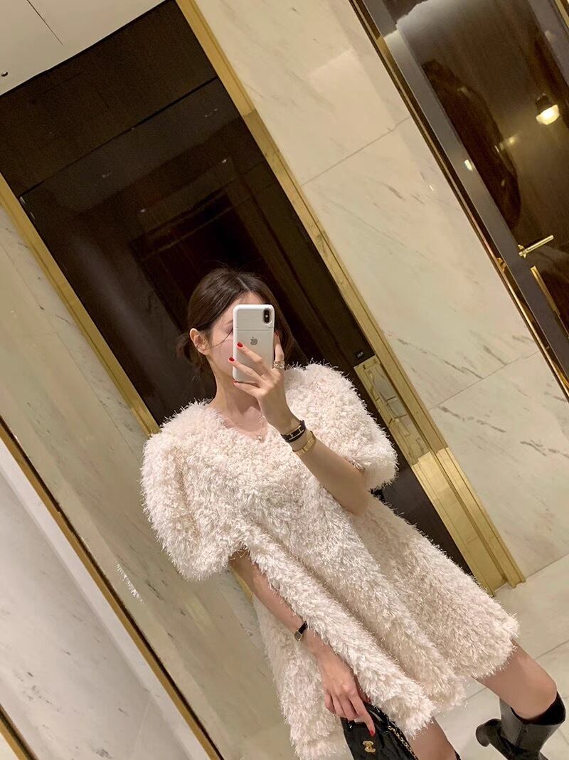 Ray9月号掲載】全2色ハーフスリーブファーワンピース【061001】 | ROSE