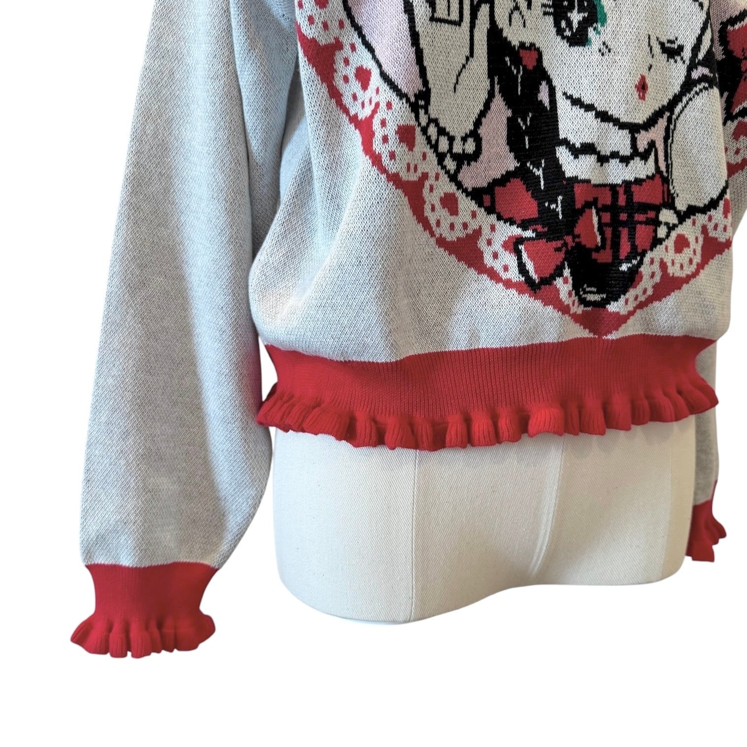 黒髪少女ニット