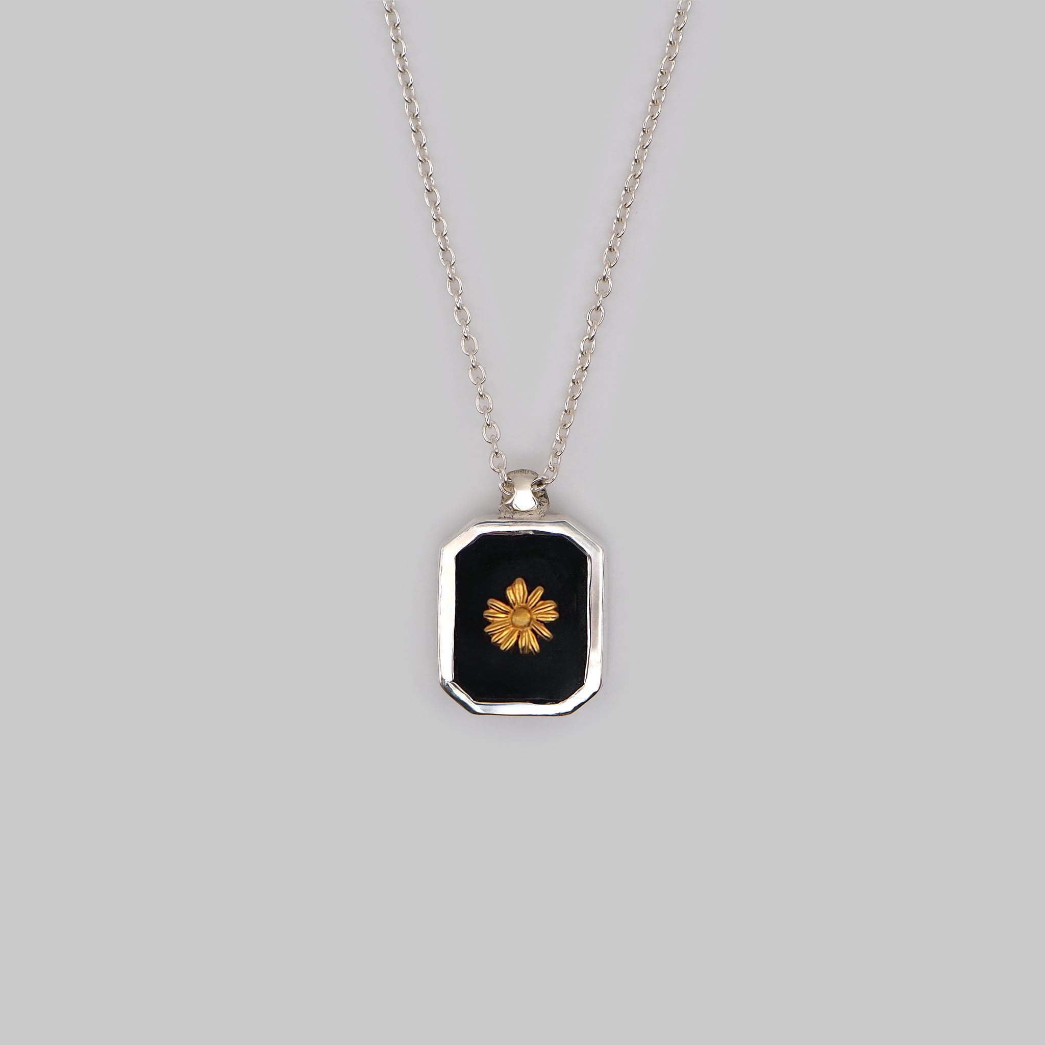 Item | nanagu