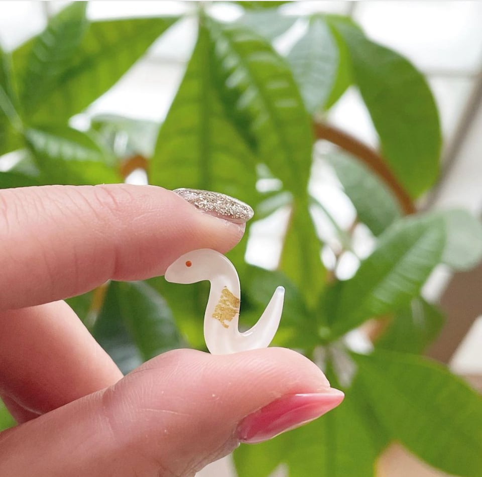 金運白蛇さんお守り | lilylune