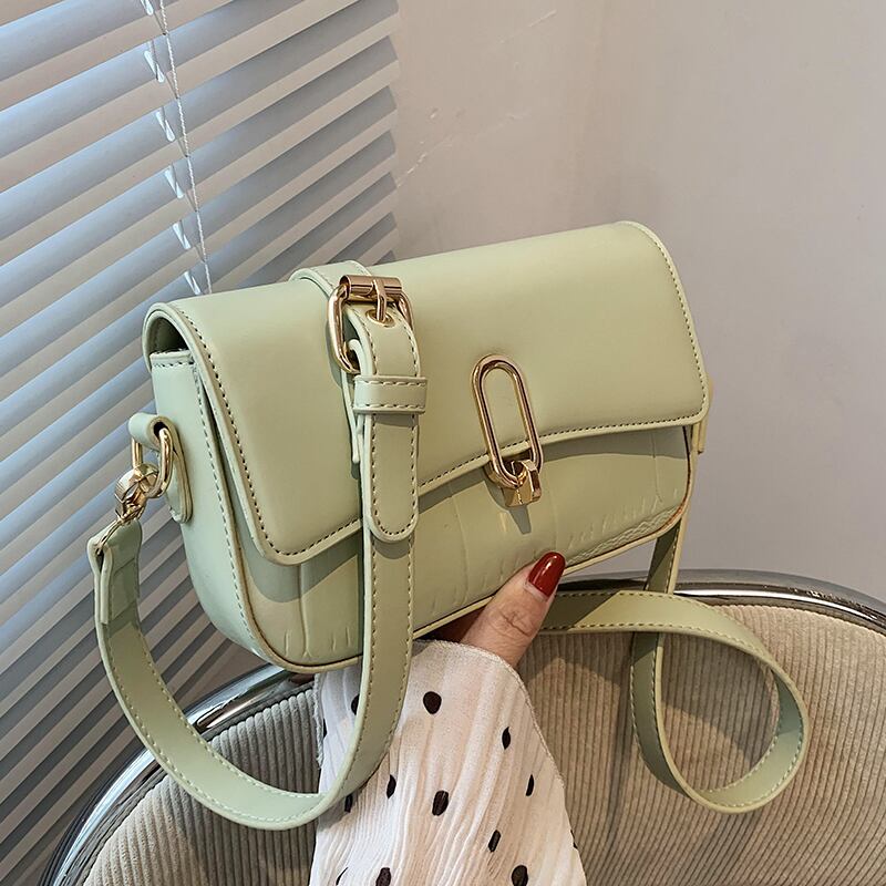 サマーレッド 夏物 スクウェア メッセンジャーバッグ Tiancai_Wing_Bag84993960956