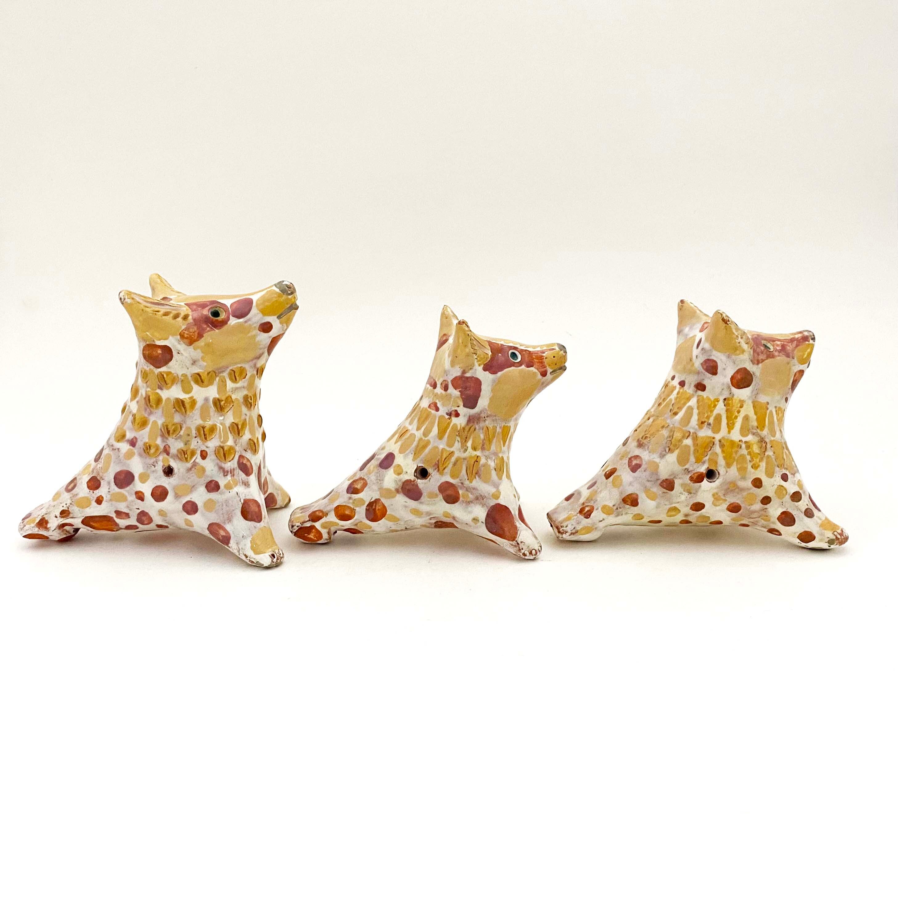 バルトの土人形(犬の笛 / 赤茶のブチ)ルータさん作