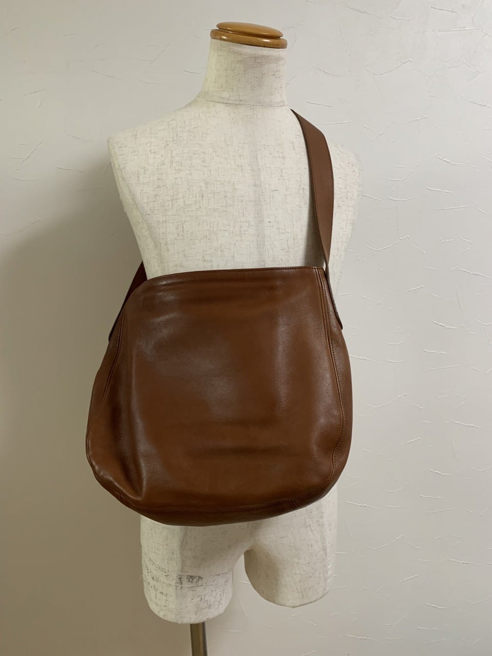 Leather Shoulder Bag "COACH"