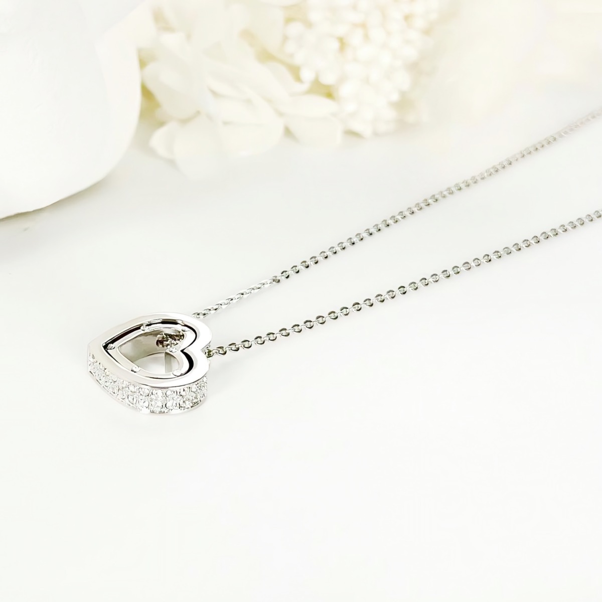 【未使用】VARTIX#LUVネックレスクリスタルカラー5mm首周り46cm 未使用】VARTIX#LUVネックレスクリスタルカラー首周り46cm値下げ中