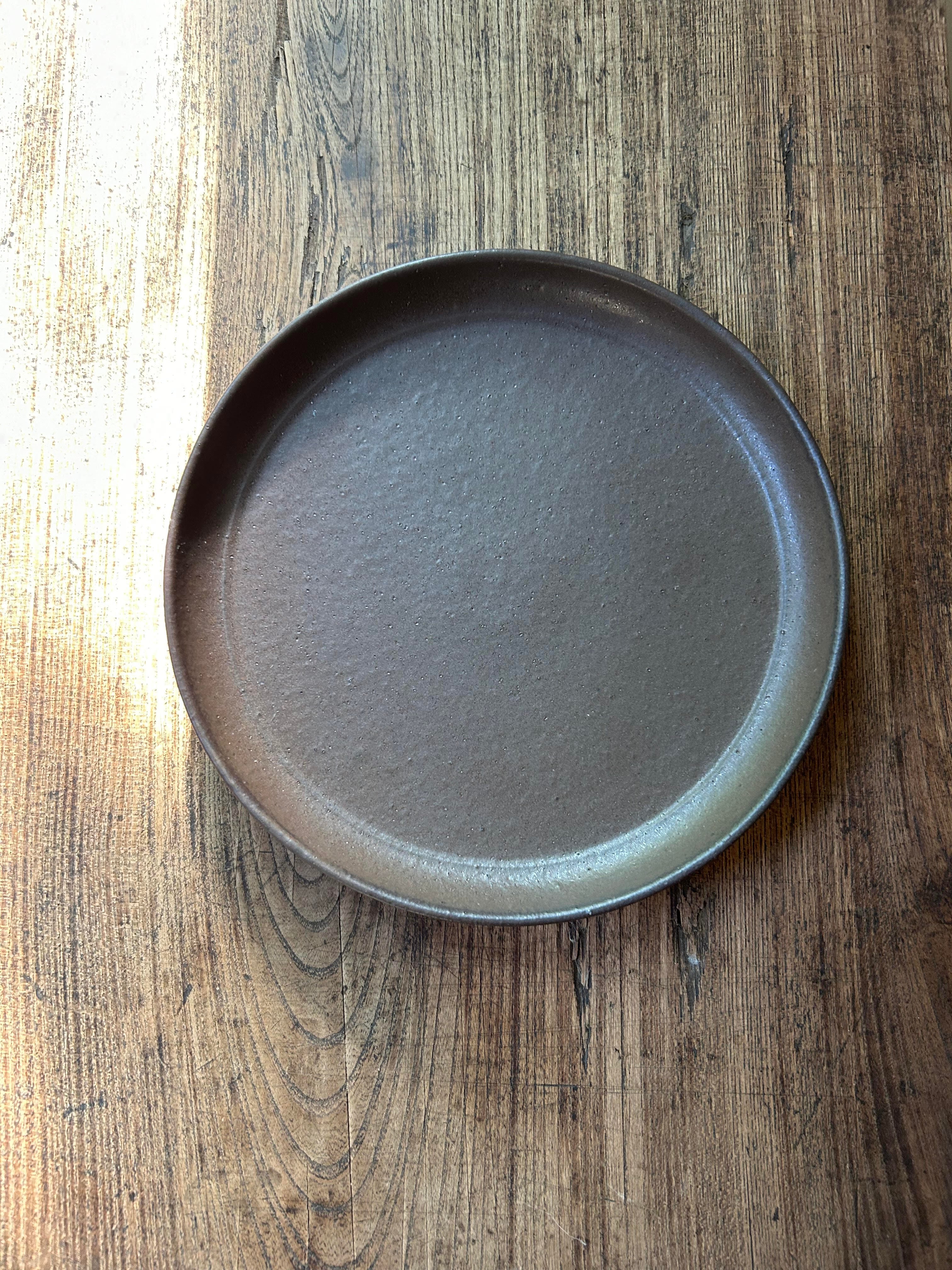 若林　奈央子　縁あり皿