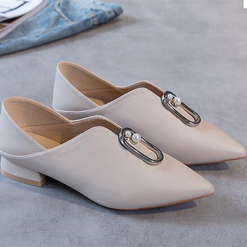 【新作】【送料無料】 2019新しい厚手の女性の靴秋女性の靴はハイヒールのファッションクリック美しい2つの着用ローヒールの靴を指摘しました シューズ オータム 秋物 10b386371537669