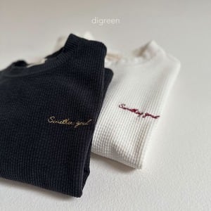 即納】something T digreen | cucLo -きゅくろ- │ 韓国子供服
