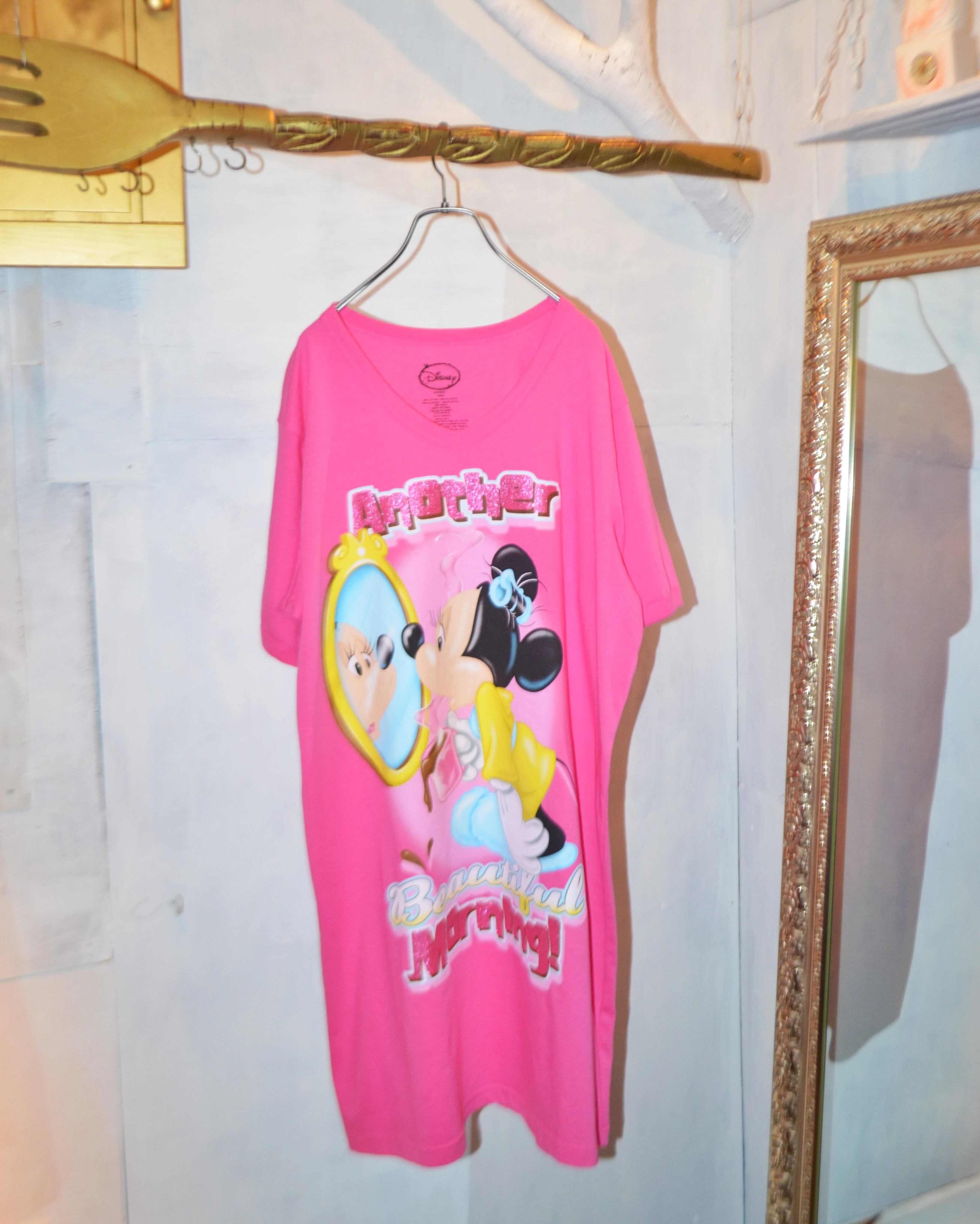 2000's "Disney" big Tshirt