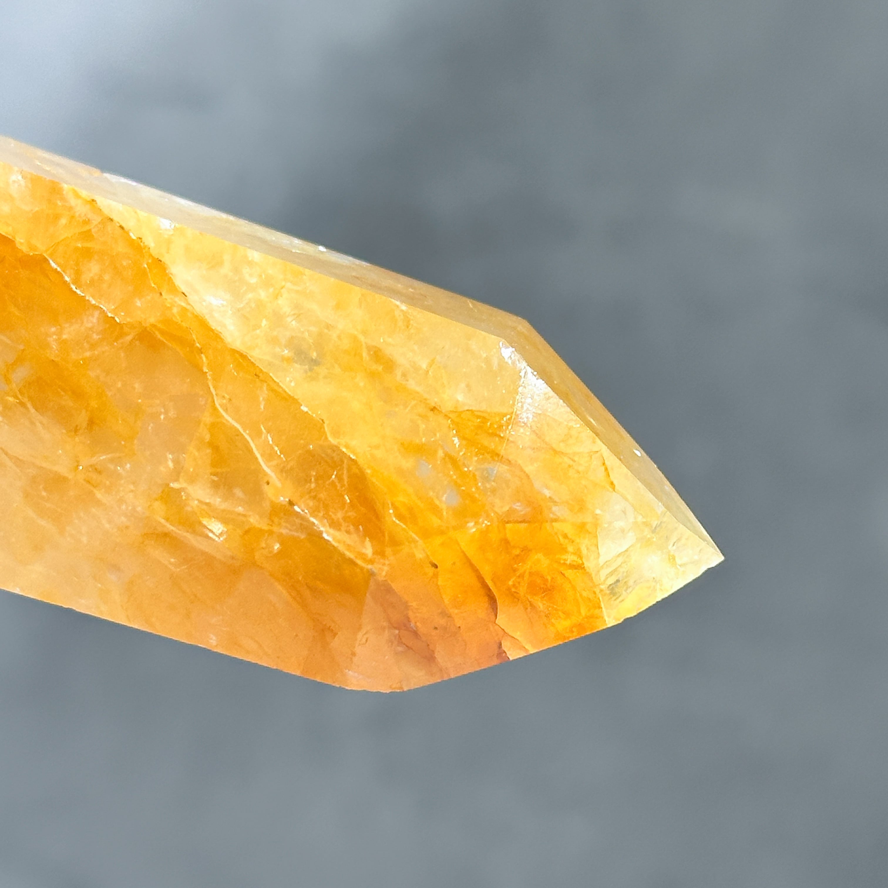 ミナスジェライス産ゴールデンヒーラー タワー73◇ Golden Healer