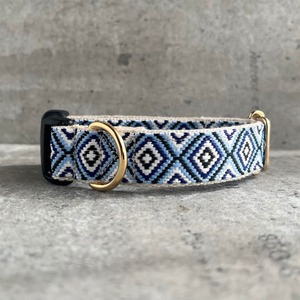 首輪 Tribal blue
