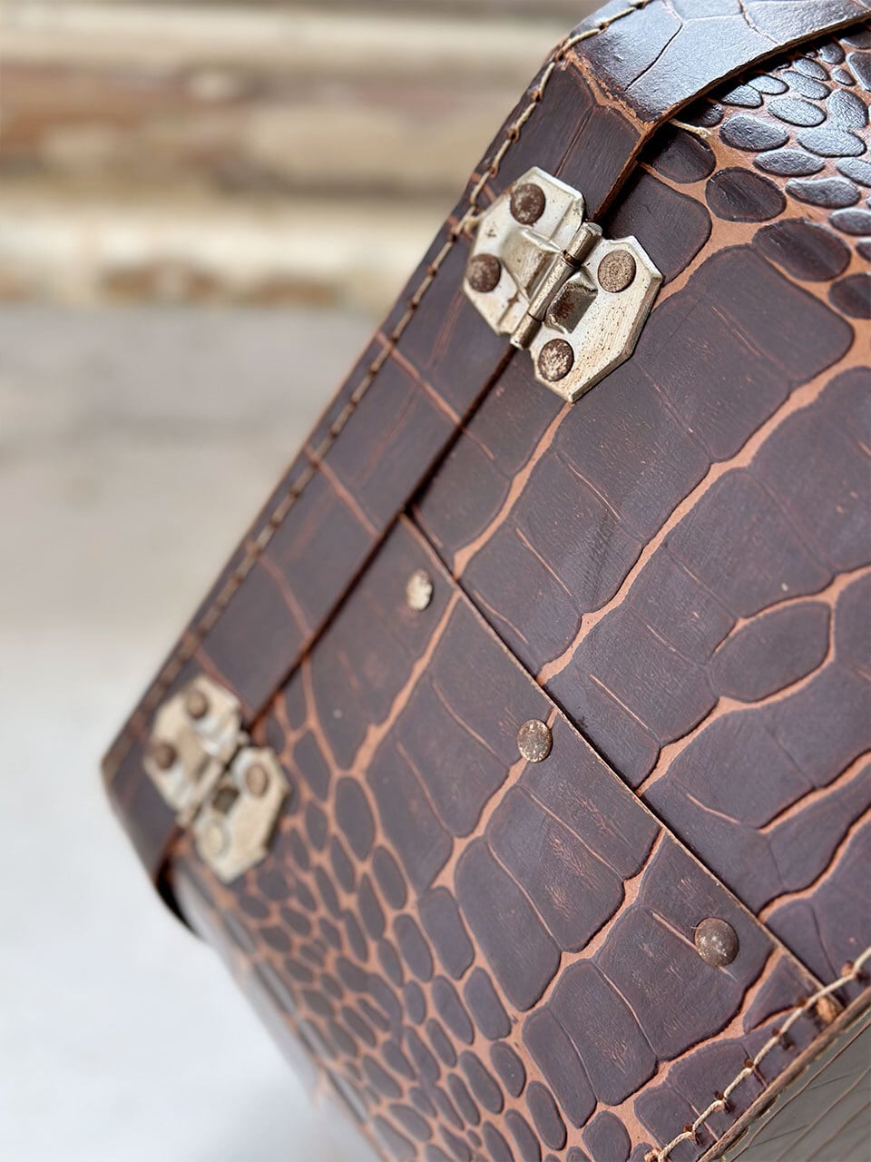 ハットボックス ブラウン クロコダイル型押し柄 紙製 | Brocante de La