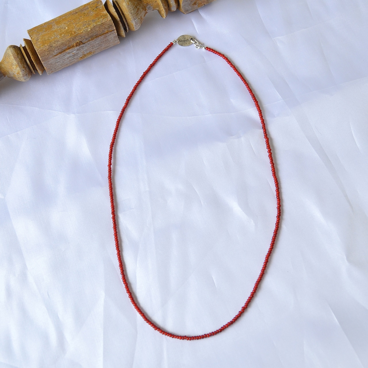 Mandi/マンディ Small A. Beads Necklace(60cm)(Red)