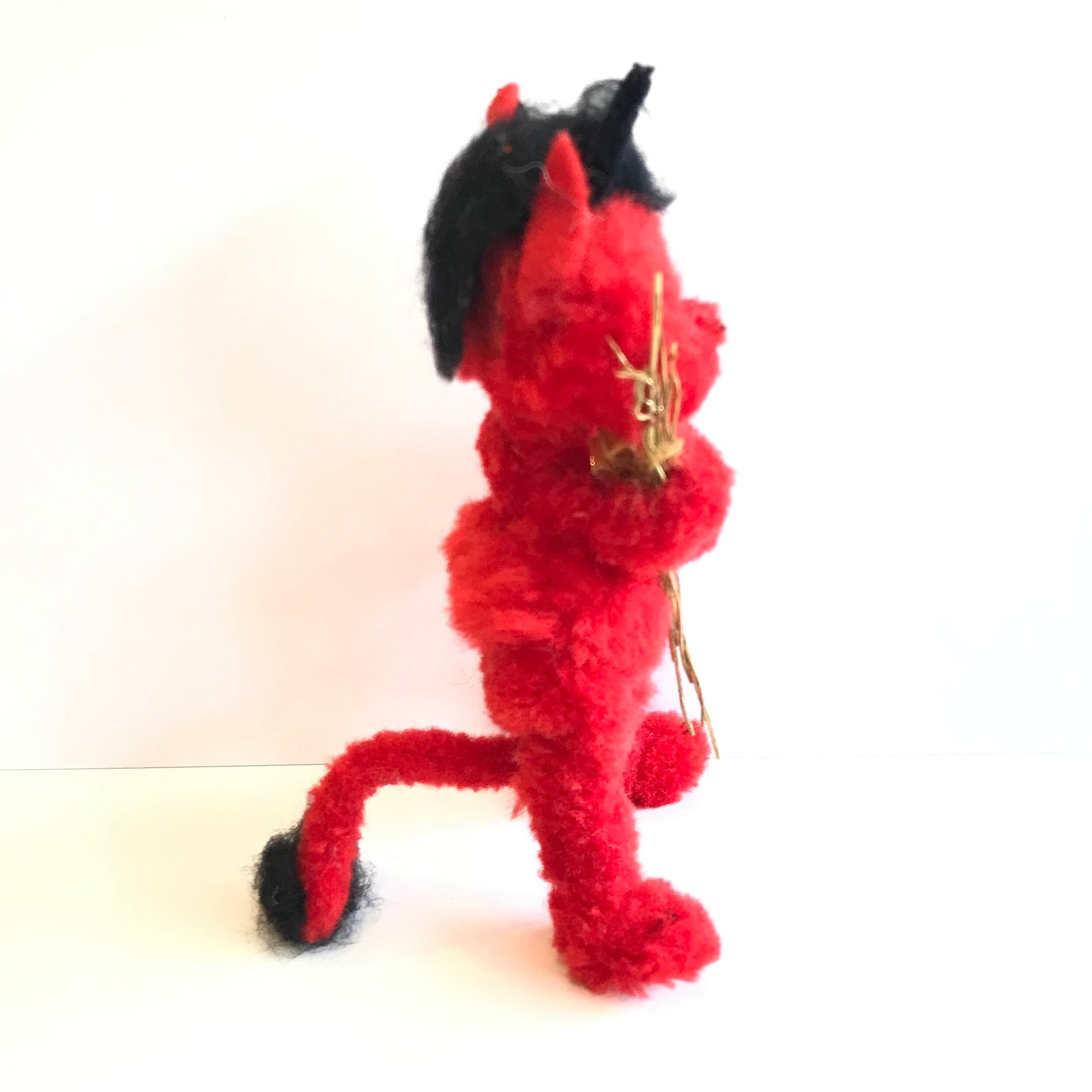 ハンガリー モールアニマル / L デビル | Macaroni