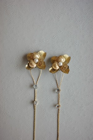 LUMINA – 2way flower pierce