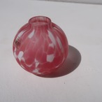 マットピンクの一輪挿し