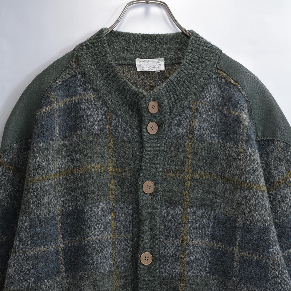 c13a2ce140b83919c8f5141118af19  