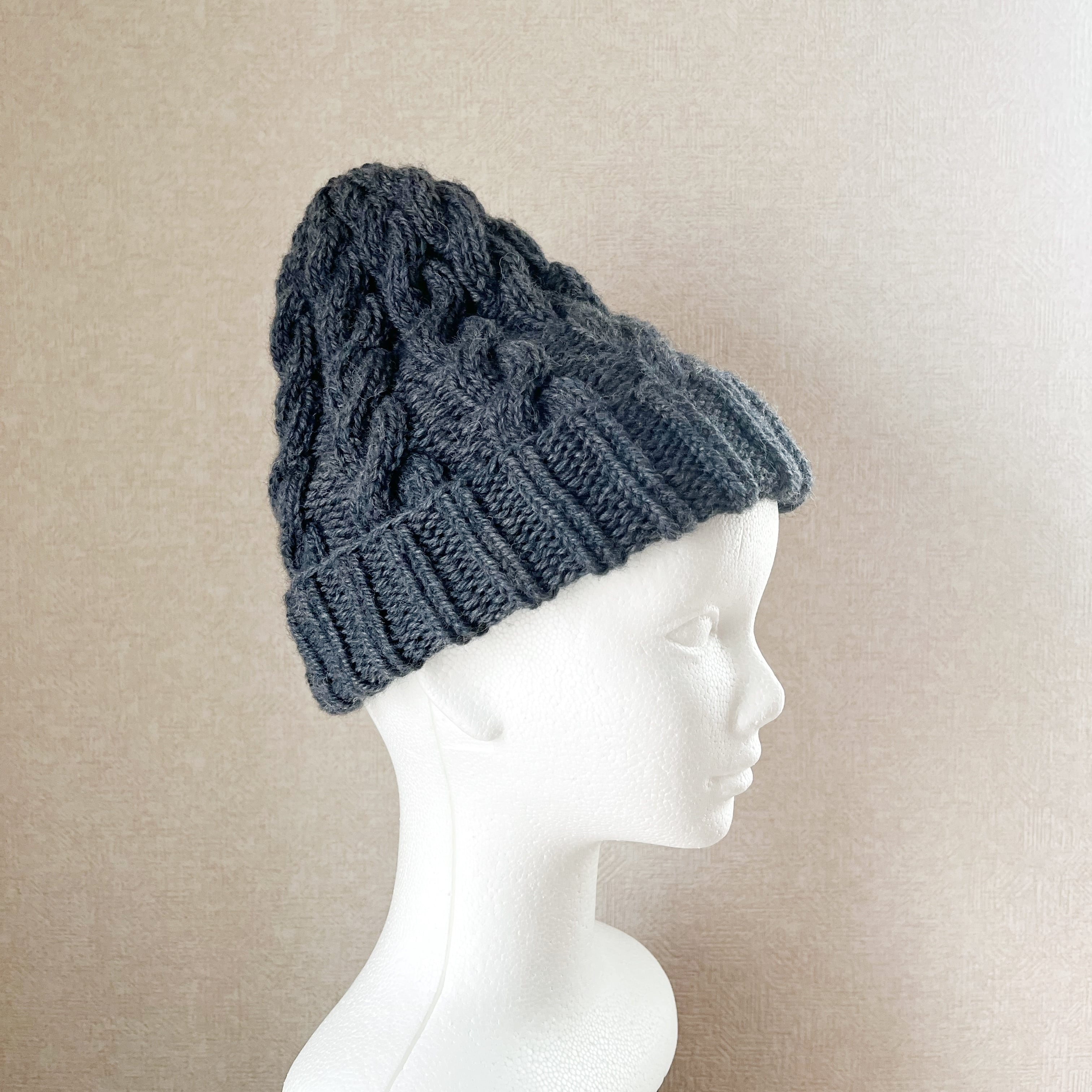 ウールのニット帽 ブルーグレー シンプルケーブル | cottoncat