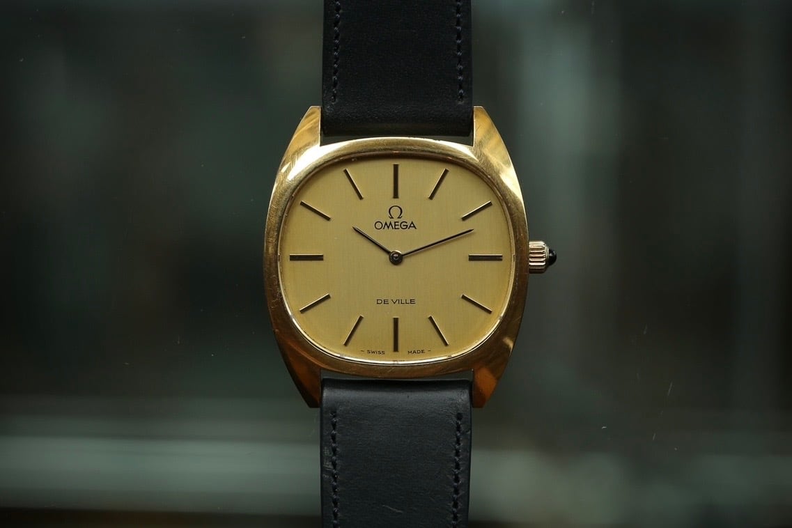 【OMEGA】 1977年製 オメガ 『 デビル トノー型 』 2針 バトン針×バーインデックス オニキス竜頭 手巻き / Vintagewatch / Deville / Cal.625
