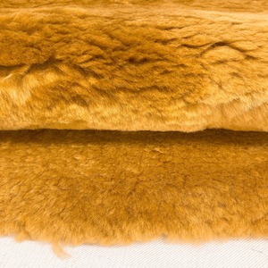 ムートン　羊の毛皮　M5-001
