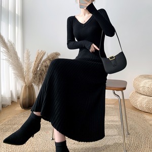 elegant v-neck knit midi-length one-piece m1133