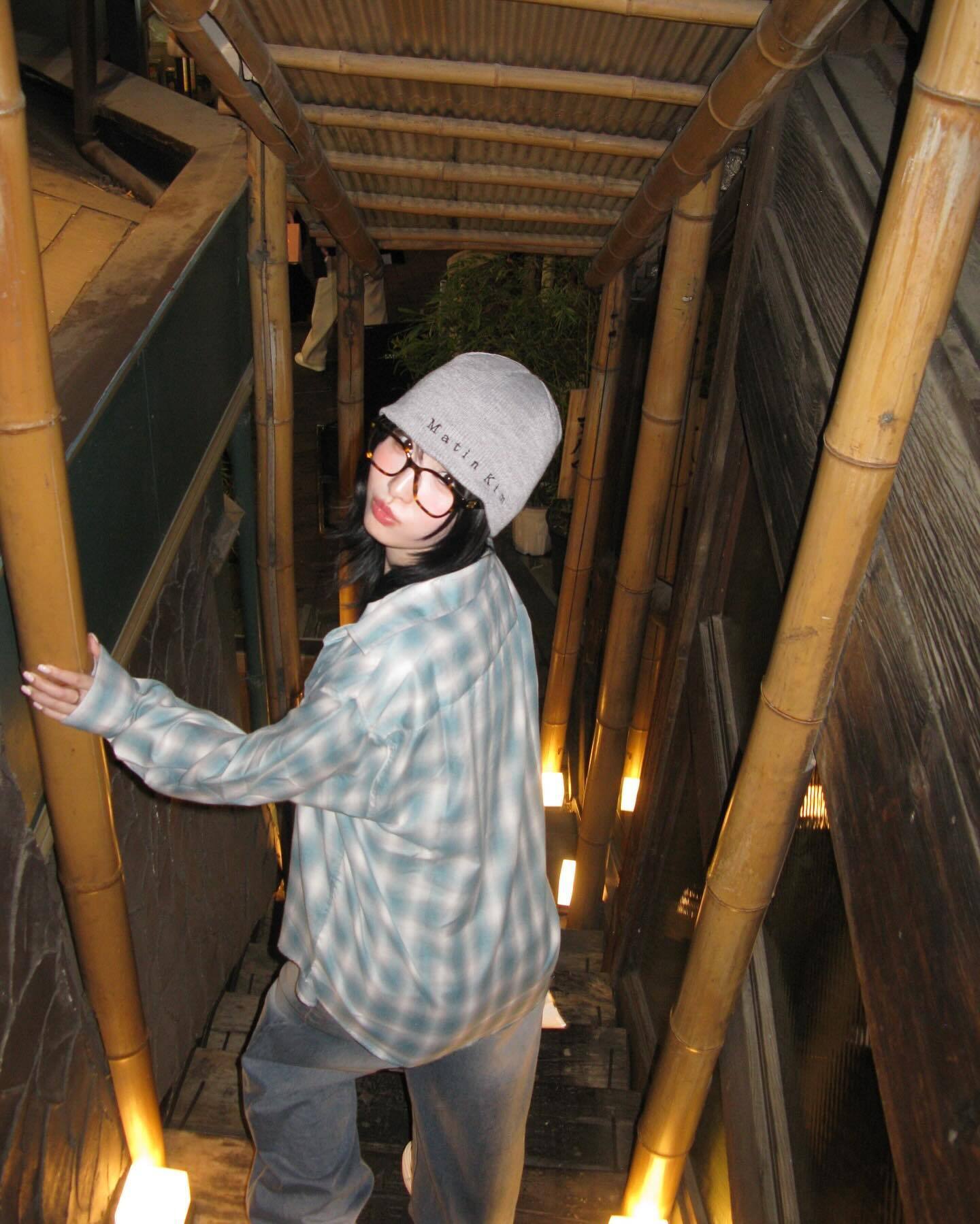 最終再値下げ！ Matin Kim ニット帽 グレー　twiceモモ着用 遂に再入庫！☆TWICE モモ 着用！！[MATIN KIM] MATIN CLASSIC