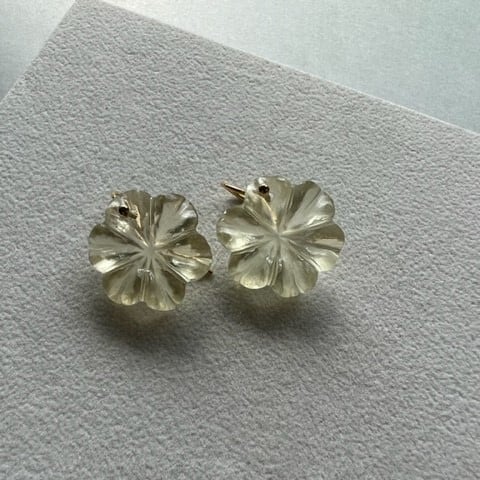 Restock : Yellow flower pierced earrings