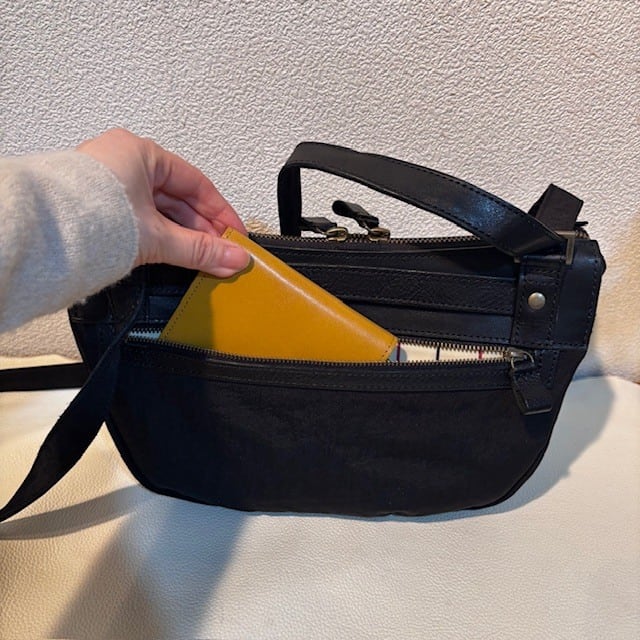 B.stuff　新色入荷！ナイロンコンビショルダーバッグ