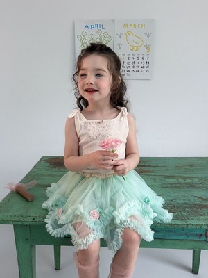 [aiai] Rose Point Ruffle Sleeveless Tee / [아이아이] 로즈포인트러플나시티