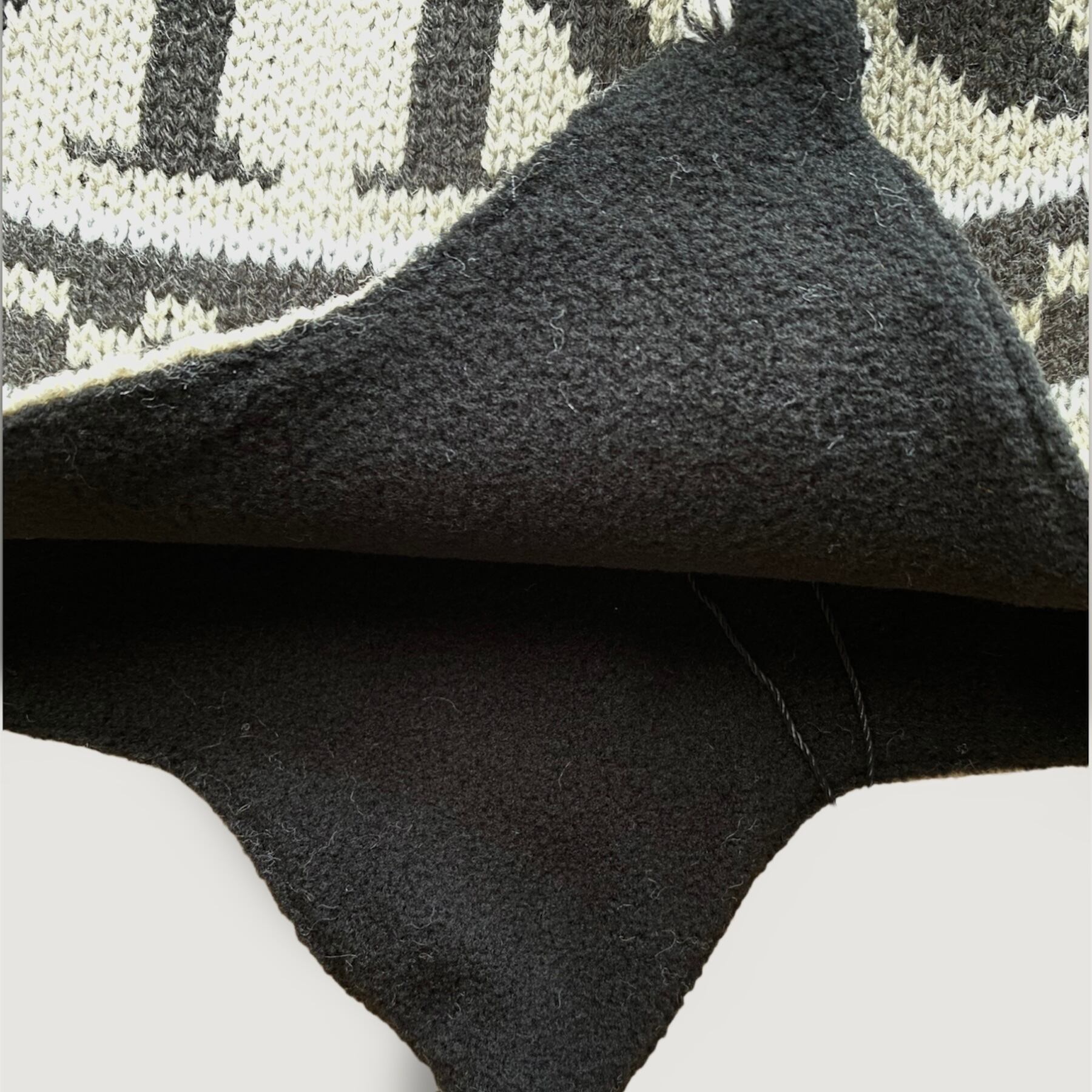 22-23 NOMADIK | stripes