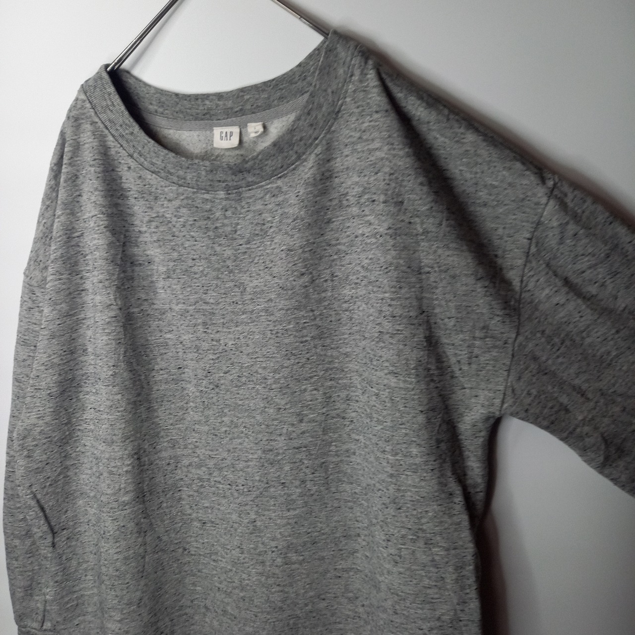 GAP　クルーネック　スウェット　裾スリット　トレーナー　霜降り　グレー