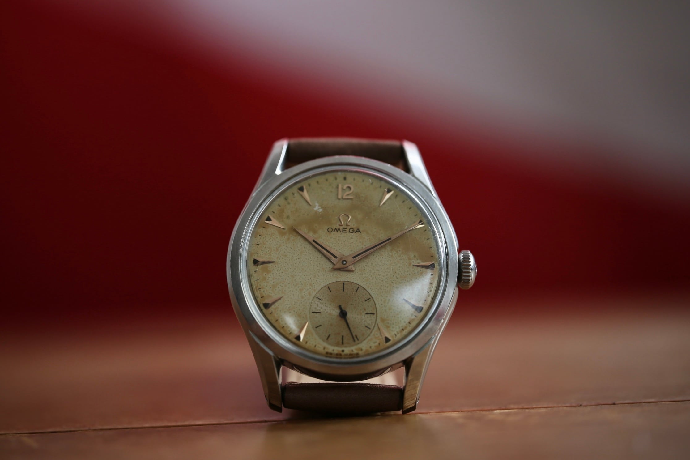 時計OMEGA オメガ時計ケース 赤 - 腕時計(アナログ)