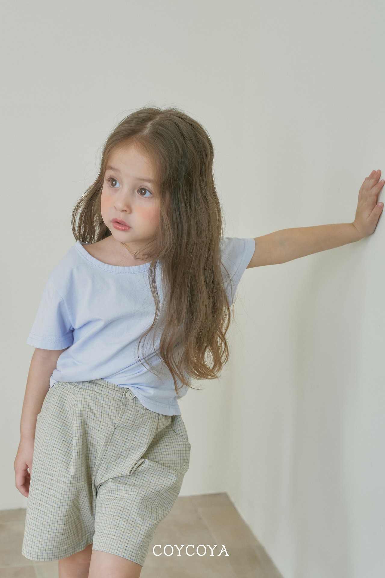 [COYCOYA] Creamy U-neck T-shirt / [코이코야] 크리미U넥T