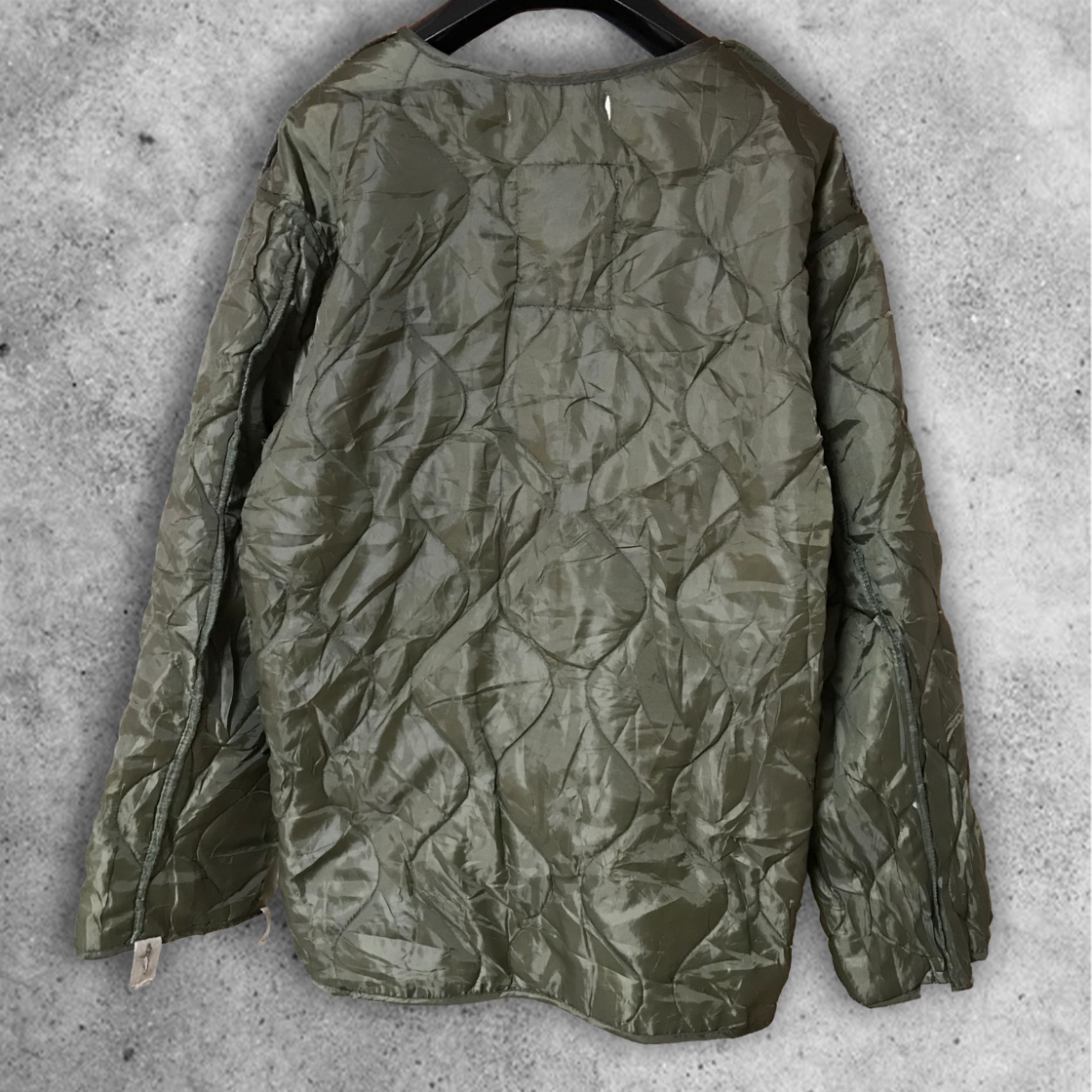 【アメリカ軍】M65フィールドパーカーキルティングライナー 80s 70s-80s US ARMY】M-65 Field Jacket Quilting Liner Jacket (LARGE