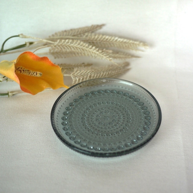 カステヘルミ 10㎝プレート ittala オイバ・トイッカ フィンランド