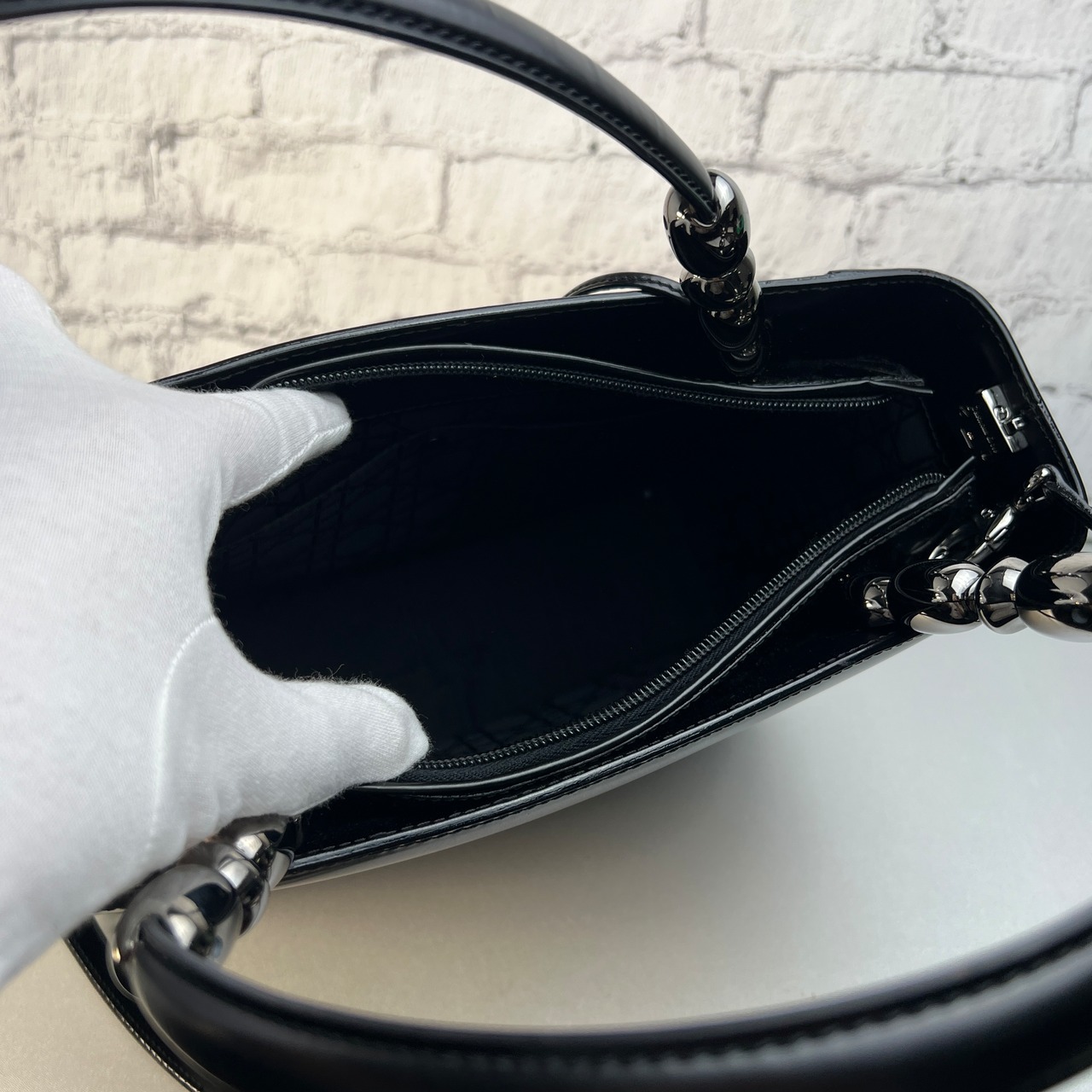 Dior クリスチャンディオール マリスパールパテントレザー ショルダーバッグ ブラック A-9837