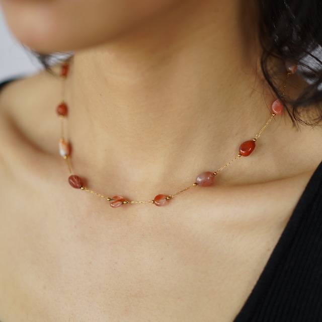 ◇天然石瑪瑙のオレンジピンクネックレス｜サージカルステンレス製