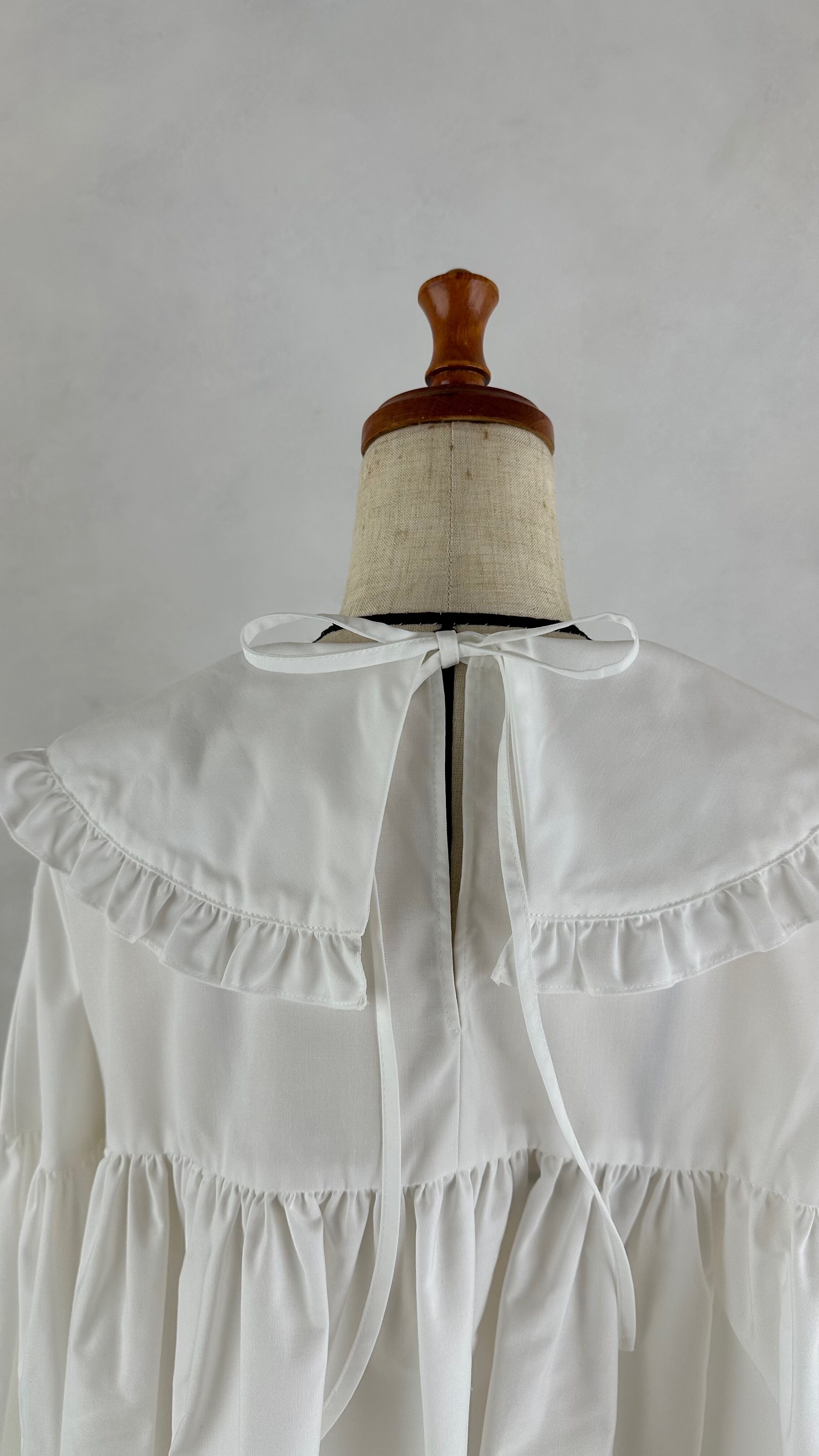 再販】フリルカラーブラウス_ホワイト | YOIHI 