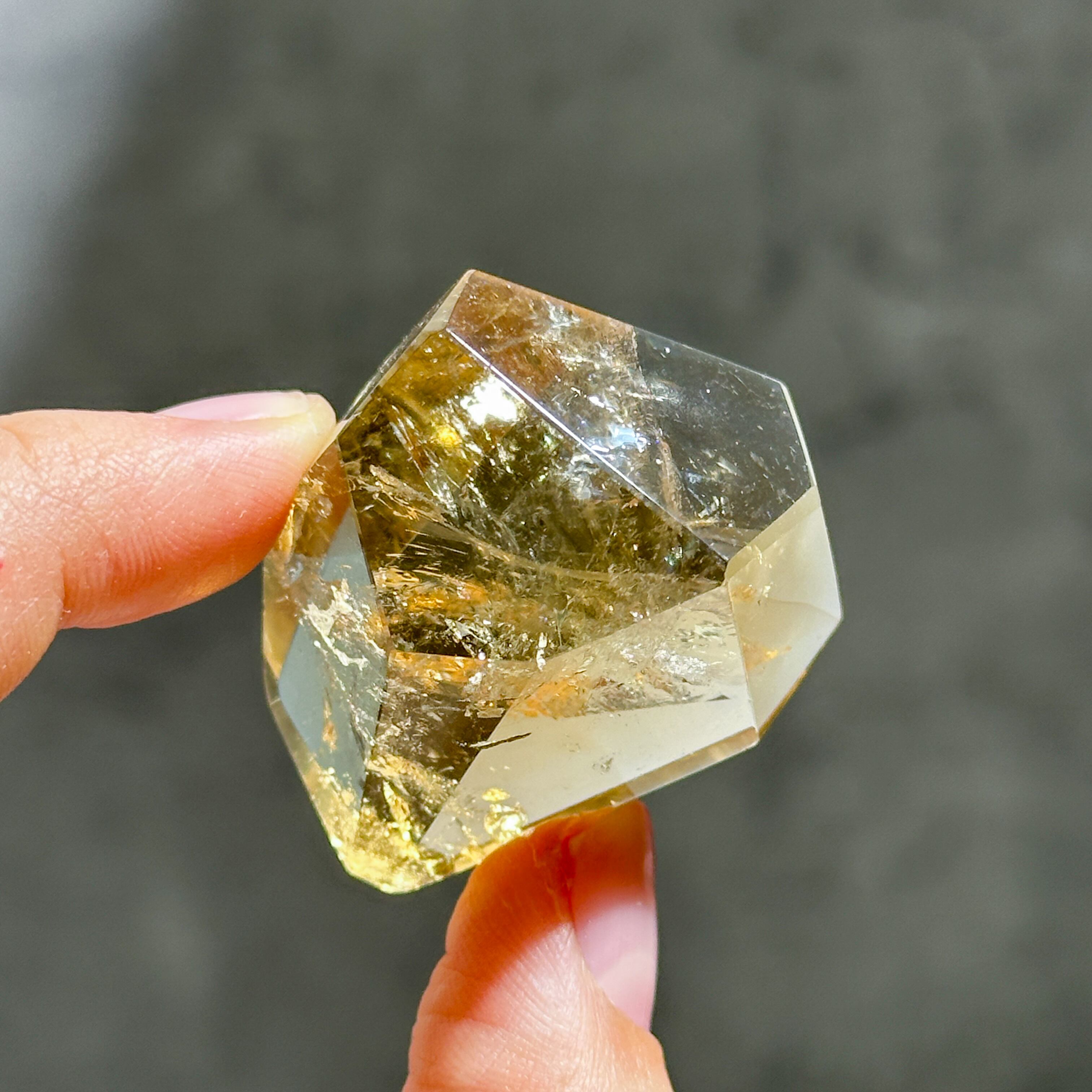 シトリン　フリーフォーム　5.4㎝　虹　非加熱　Citrine 天然石 シトリン フリーフォーム 5.4㎝ 虹 非加熱 Citrine 天然石