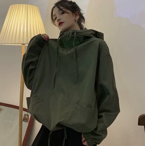 トップス デート パーカー フーディー 袖あり 長袖 かわいい 大人可愛い きれいめ シンプル カジュアル 大人 上品 おしゃれ お洒落 主役級 存在感 春 秋 10代 20代 30代 レディース 女性用 OL 学生 デート お出かけ 公園デビュー 女子会 休日 イベント 旅行 着回し 普段使い ファッション コーデ 楽ちん モテ トレンド 流行 インスタ映え M L XL ゆったり ゆる 黒 ブラック 緑 グリーン